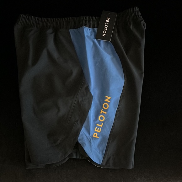Peloton speed 7” Colorblock lined velocity shorts - Picture 3 of 5